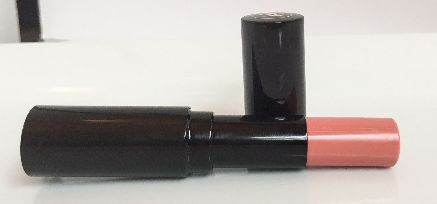 Chanel Les Beiges Healthy Glow Hydrating Lip Balm No 10: Review & Swatches  · the beauty endeavor